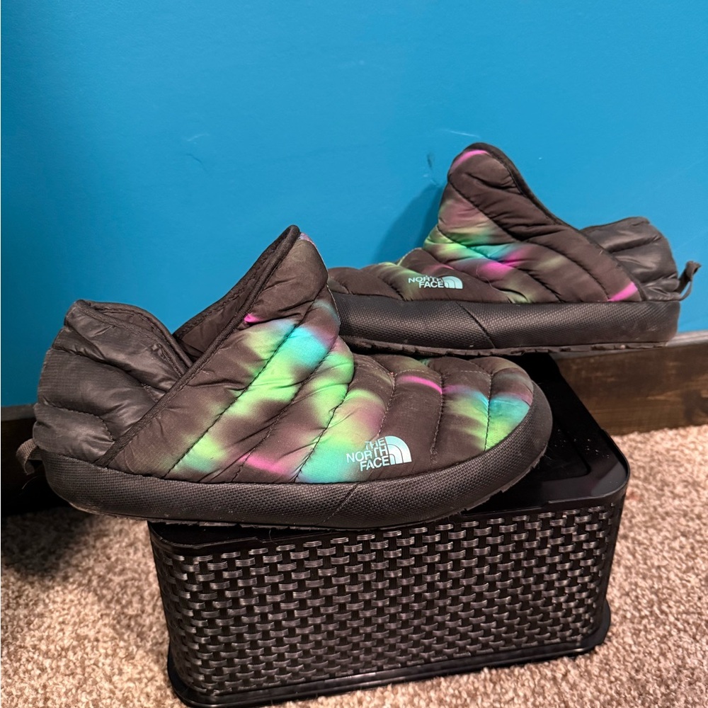 The North Face Black and Multicolor Quilted Slippers